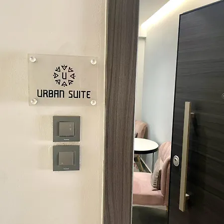 Aelia Urban * كاندية