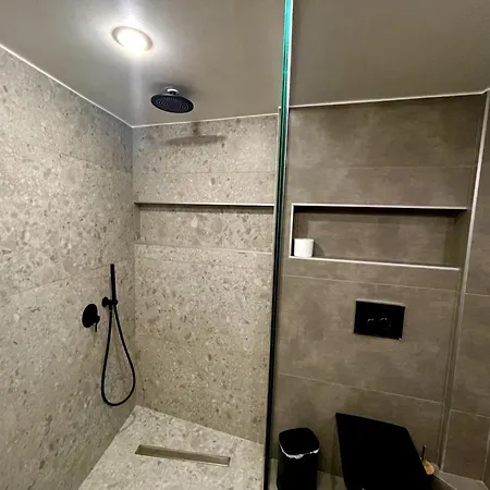 Aelia Urban Apartment